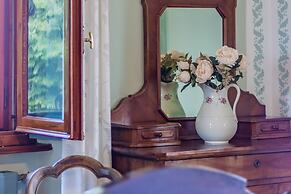 Family Villa with Stunning Lake View