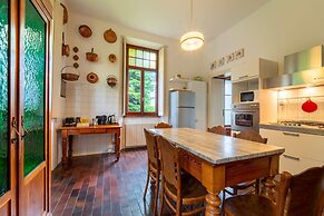 Family Villa with Stunning Lake View