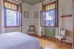 Family Villa with Stunning Lake View