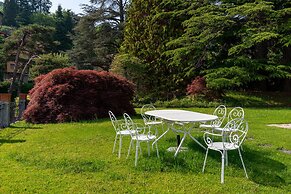 Family Villa with Stunning Lake View