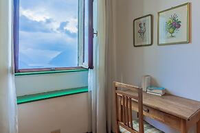 Family Villa with Stunning Lake View