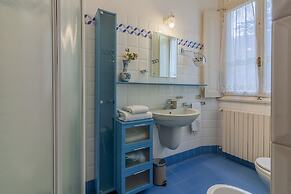 Family Villa with Stunning Lake View