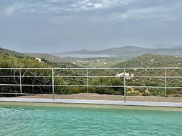 Villa Fiori with pool by Wonderful Italy