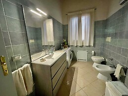 Villa Fiori with pool by Wonderful Italy