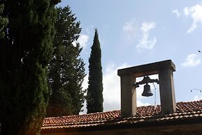 Apartment With one Bedroom, Kitchen, Bathroom Garden and Shared Pool