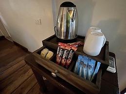 Vanara Bungalows & Restaurant