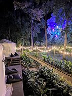 Vanara Bungalows & Restaurant