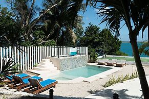 Pancho Villas Bacalar