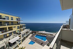 Iva's Panoramic Sesimbra - Trip2Portugal