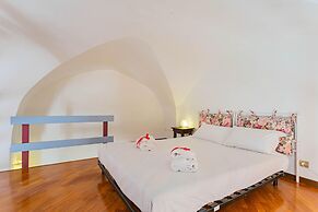 Nei Vicoli by Wonderful Italy