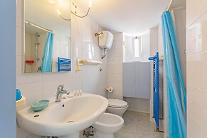 Nei Vicoli by Wonderful Italy