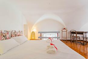 Nei Vicoli by Wonderful Italy