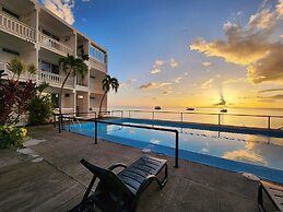 O.E. Management Anchorage Hotel