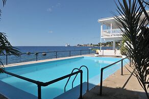 O.E. Management Anchorage Hotel