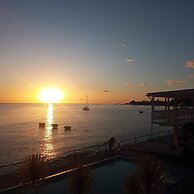 O.E. Management Anchorage Hotel