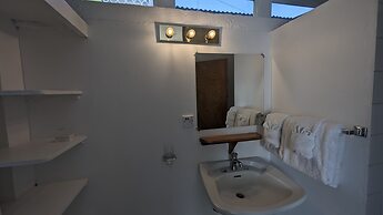 O.E. Management Anchorage Hotel