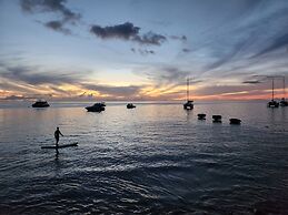 O.E. Management Anchorage Hotel