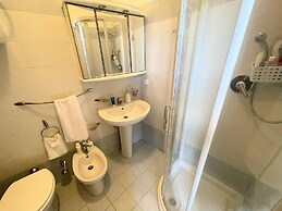 Elegant Apt - Spoleto A1 - Train Station 2 kms - Sleeps 6