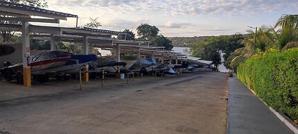 HotFérias Flat Enseada pesca permitida
