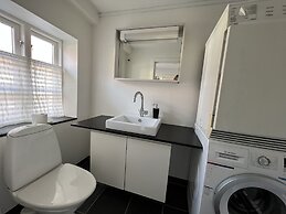 Lake View Apartment