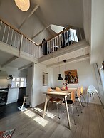 Lake View Apartment