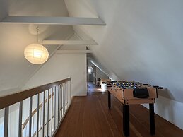 Lake View Apartment