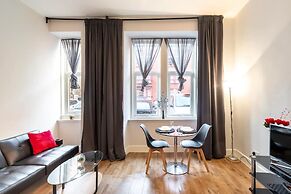 Stunning Newly Furnished Ground Floor Apartment