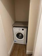 Stunning Newly Furnished Ground Floor Apartment