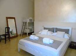 Marigia Apartment With sea View and Panoramic Terrace Near the sea