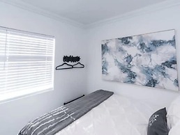 Charming Chateau Oasis in NOLA's Heart by YouRent