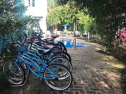 Charming Chateau Oasis in NOLA's Heart by YouRent