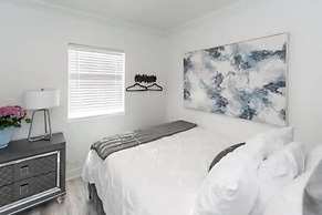 Charming Chateau Oasis in NOLA's Heart by YouRent