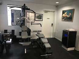 Charming Chateau Oasis in NOLA's Heart by YouRent