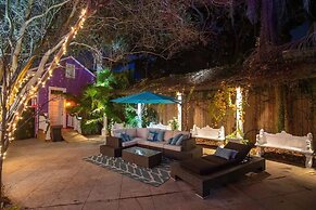 Charming Chateau Oasis in NOLA's Heart by YouRent