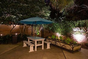 Charming Chateau Oasis in NOLA's Heart by YouRent