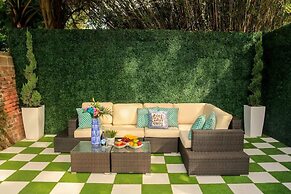 Charming Chateau Oasis in NOLA's Heart by YouRent