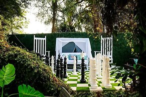 Charming Chateau Oasis in NOLA's Heart by YouRent