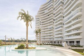 Gran Canet 2BR - Sea Views, Pools & Gym