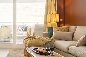 Gran Canet 2BR - Sea Views, Pools & Gym