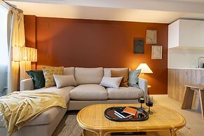 Gran Canet 2BR - Sea Views, Pools & Gym