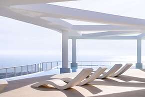 Gran Canet 2BR - Sea Views, Pools & Gym