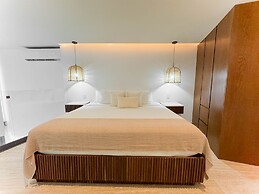 Warm Loft With Incredible Garden View 014 By Sandy Powerful