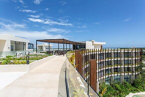 Warm Loft With Incredible Garden View 014 By Sandy Powerful