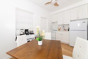 545 Michigan Avenue Apartments