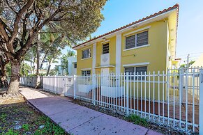 545 Michigan Avenue Apartments