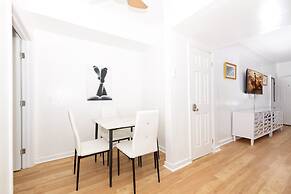 545 Michigan Avenue Apartments