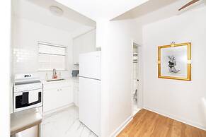 545 Michigan Avenue Apartments