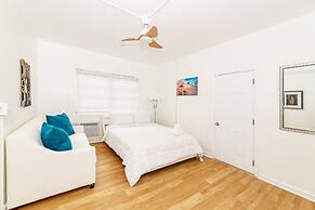 545 Michigan Avenue Apartments