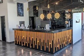 Hotel 5 Inn Select