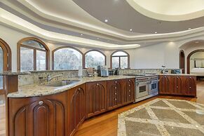 Bay House by Avantstay Waterfront, Pier, Pond